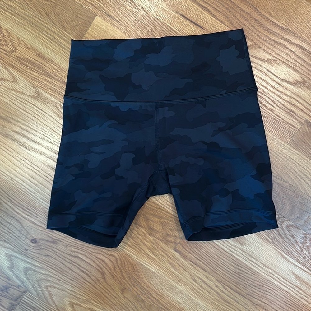 Lululemon align bike shorts